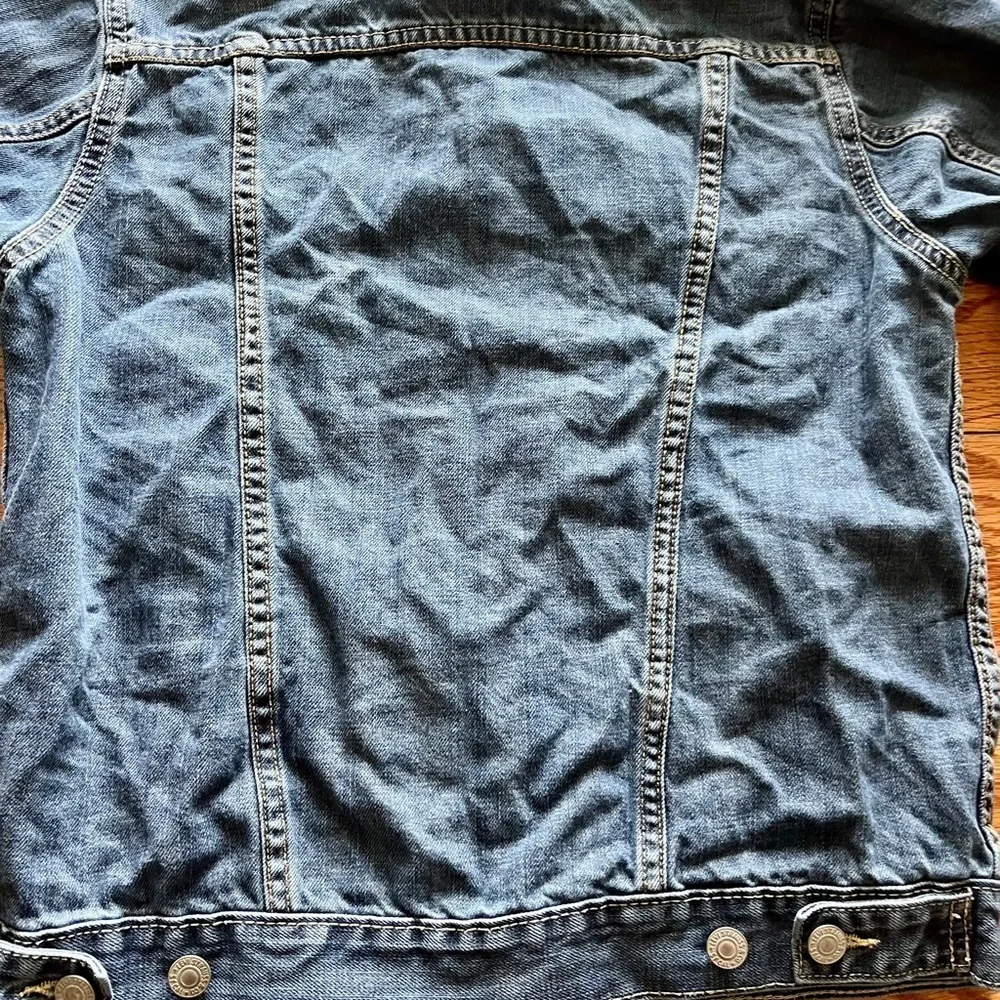 Levi’s Vintage Youth Jean Jacket - Size Large